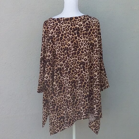 Chico's Top Women's Size 1 Med Brown Animal Print Oversized Shark Bite Knit - Picture 2 of 5